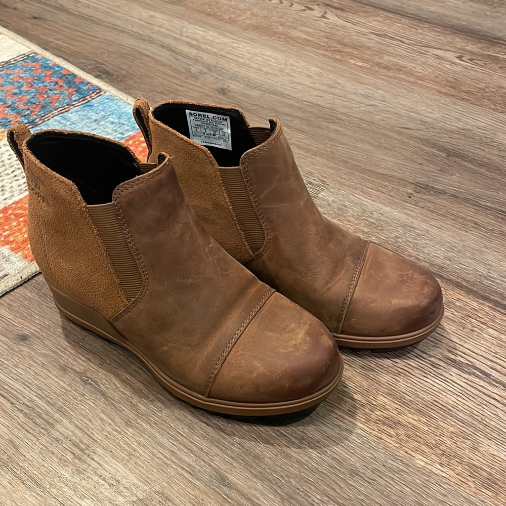 Barely used Sorel Evie Bootie